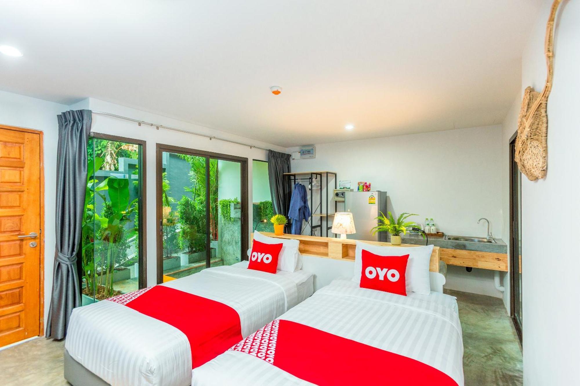 Oyo 422 Jane​ Homestay​ And​ Resort​ Rawai Bagian luar foto